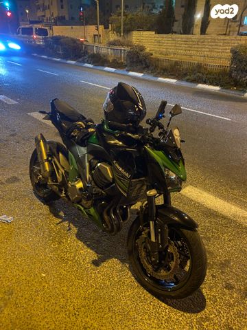 קאוואסאקי Z800R