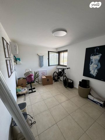 דירה, האילנות 23, הרצליה