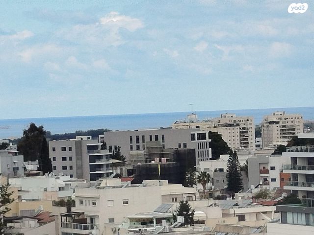 גג/ פנטהאוז, סירקין 39, מרכז, הרצליה