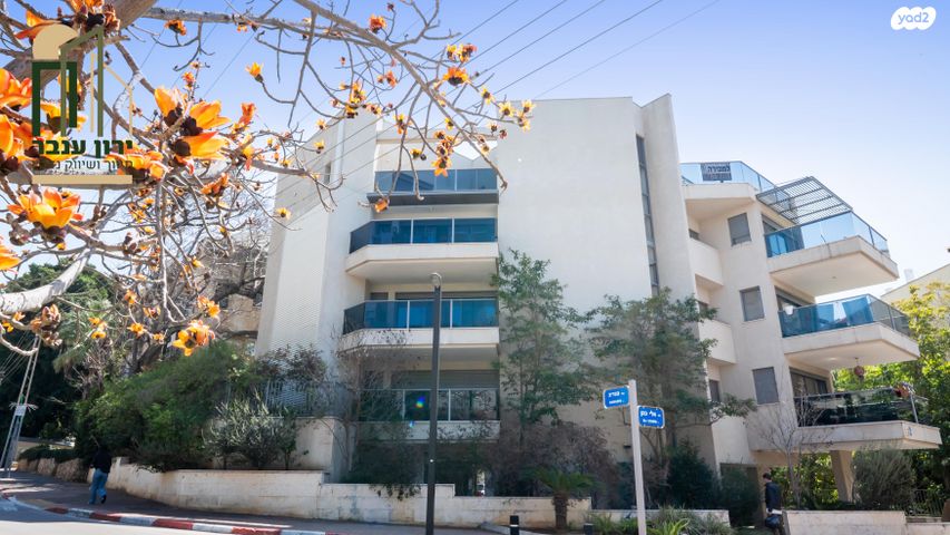 גג/ פנטהאוז, הנדיב, מרכז, הרצליה