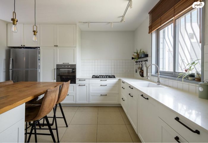 דירת גן, אליהו הנביא 17, פסגות אפק, ראש העין