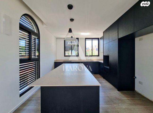 דופלקס, העוגן, עג'מי, גבעת העליה, תל אביב יפו