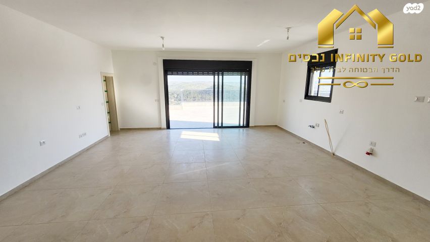 גג/ פנטהאוז, שדרות האחווה, בצוותא, חריש