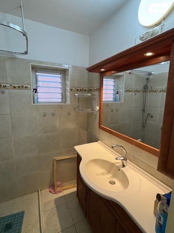 דירה, קתרוס, נווה אפק, ראש העין