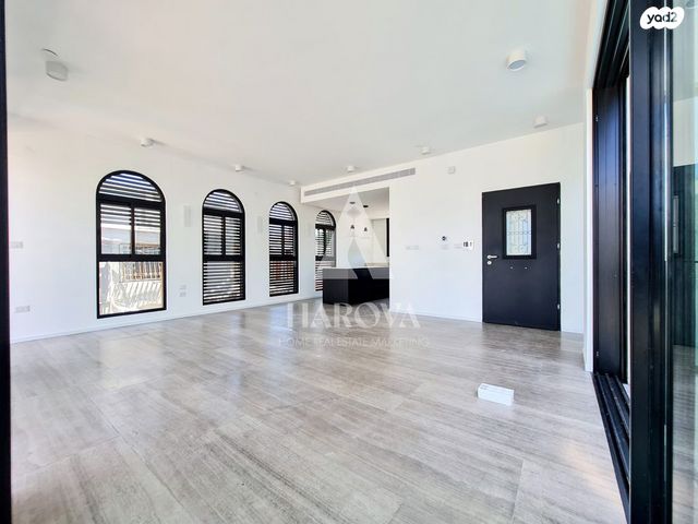 דופלקס, העוגן, עג'מי, גבעת העליה, תל אביב יפו