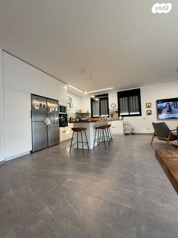 גג/ פנטהאוז, דוריף, עיר היין, אשקלון