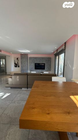 גג/ פנטהאוז, אילת