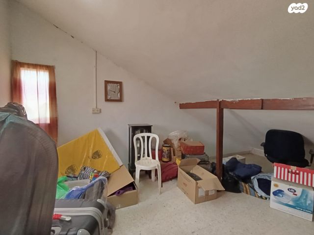 דו משפחתי, הרדוף, ערד