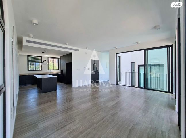 דופלקס, העוגן, עג'מי, גבעת העליה, תל אביב יפו