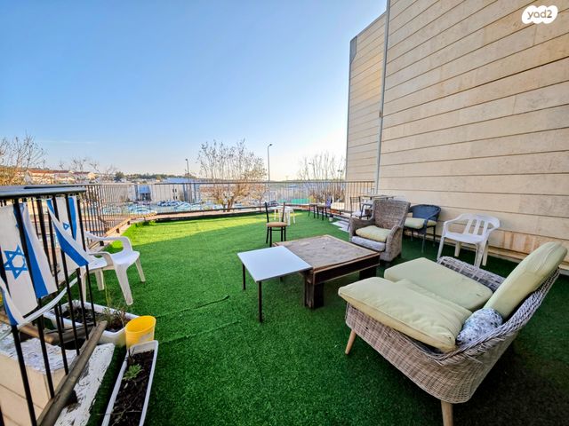 דירה, דרך הציונות 67, אריאל