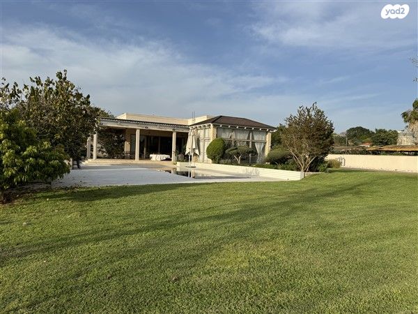 משק חקלאי/ נחלה, צור משה