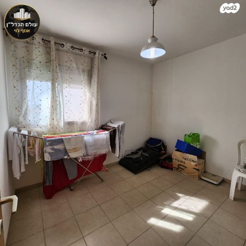 דירת גן, לוי אשכול, כהן, טירת כרמל