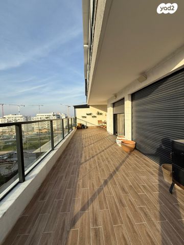 גג/ פנטהאוז, דוריף, עיר היין, אשקלון