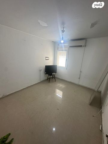 דירה, מגדים, קרית גת