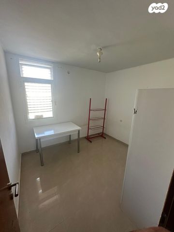 דירה, מגדים, קרית גת