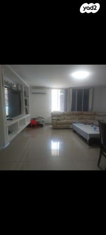 שדרות דוד בן גוריון 114