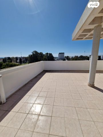 גג/ פנטהאוז