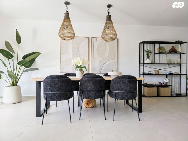 דו משפחתי, קרית הפרחים - 2005, רעננה