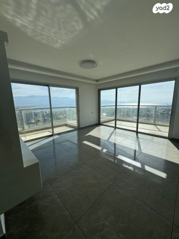 גג/ פנטהאוז, אילת