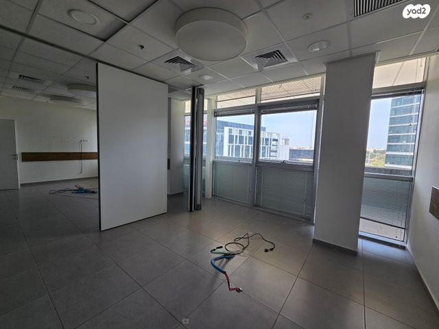 מבני תעשיה, עתיר ידע, אזור תעשיה עתיר ידע, כפר סבא