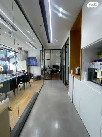 משרדים, תובל 40, בורסה, רמת גן
