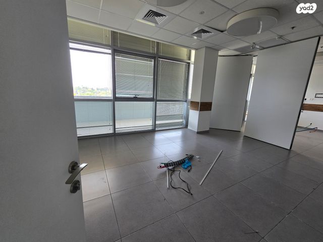 מבני תעשיה, עתיר ידע, אזור תעשיה עתיר ידע, כפר סבא