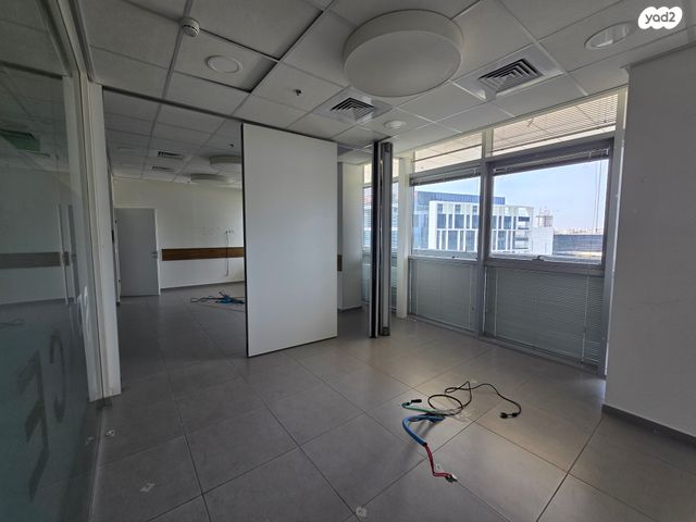 מבני תעשיה, עתיר ידע, אזור תעשיה עתיר ידע, כפר סבא