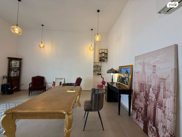 חנויות/ שטח מסחרי, יפו 153, ירושלים