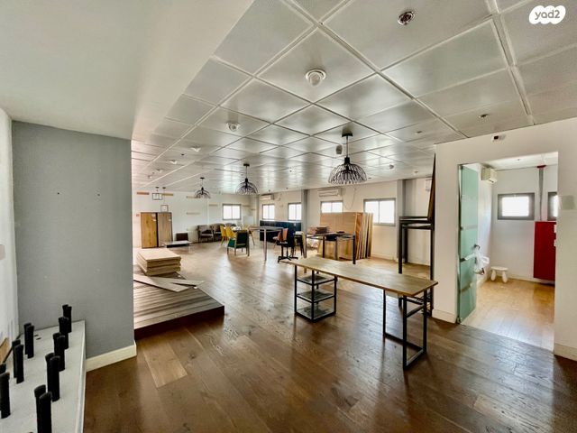 מבני תעשיה, אזור תעשיה ספיר, נתניה