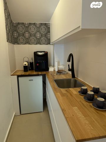 חנויות/ שטח מסחרי, יפו 153, ירושלים