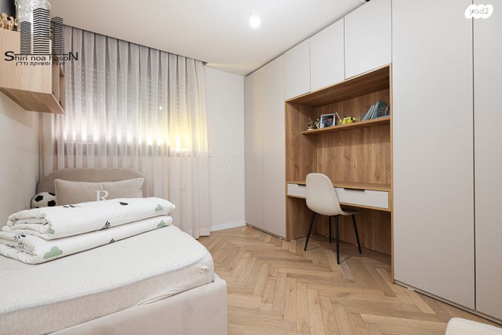 דירת גן, קלוזנר 11, לב העיר, בת ים