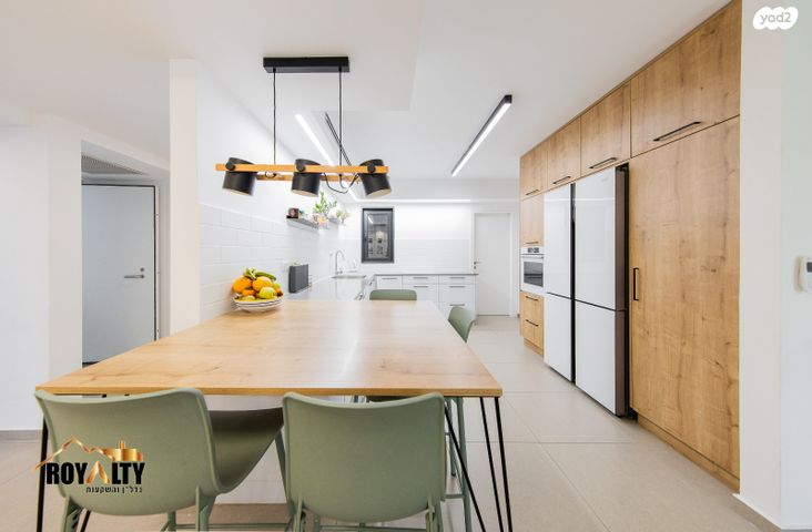 דירת גן, מרים הנביאה 17, פסגות אפק, ראש העין