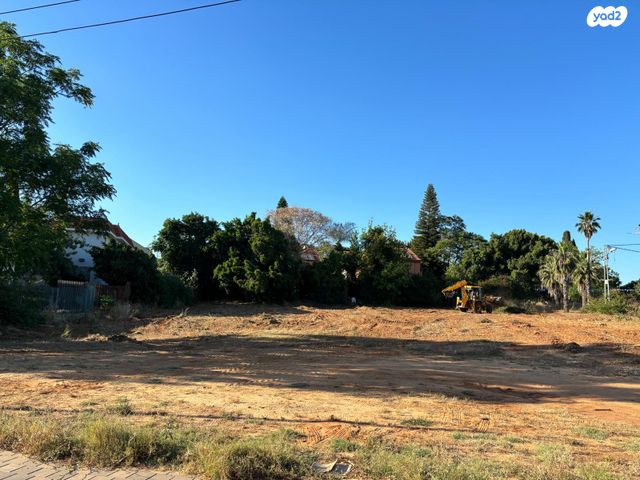 מגרשים, הוד השרון