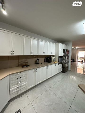 דירת גן, הארבל, בית שמש