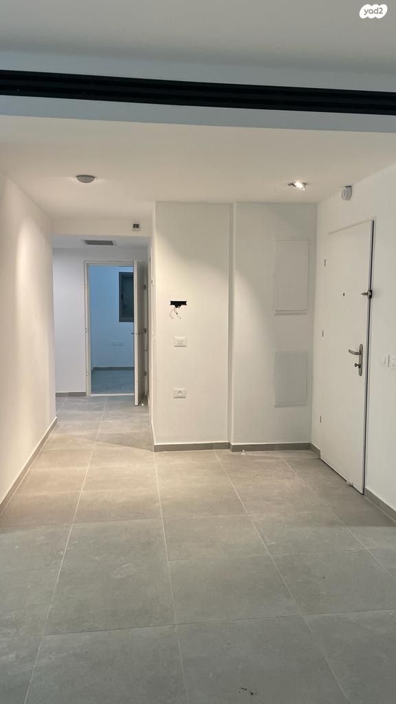 דירת גן, שקמים ואגמים, אשקלון