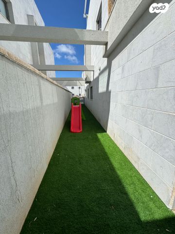 דירת גן, שקמים ואגמים, אשקלון