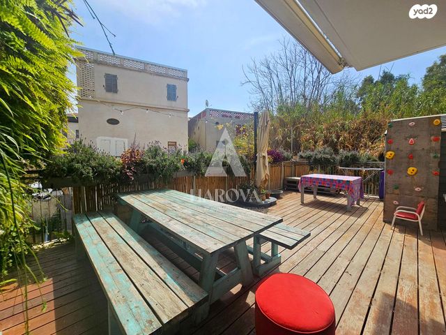 גג/ פנטהאוז, רבי פנחס, צפון יפו, המושבה האמריקאית-גרמנית, תל אביב יפו