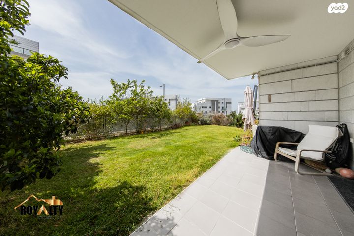 דירת גן, מרים הנביאה 17, פסגות אפק, ראש העין