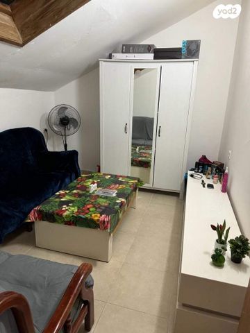 דופלקס, אורות, אור עקיבא