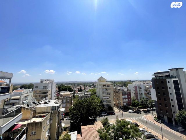 נחמיה עמינוח 