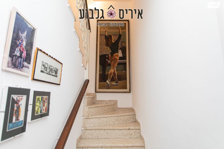 דו משפחתי, אנצו סירני, רמת אשכול, חיפה