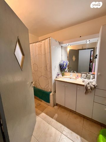 דירה, בוליביה, קרית היובל, ירושלים