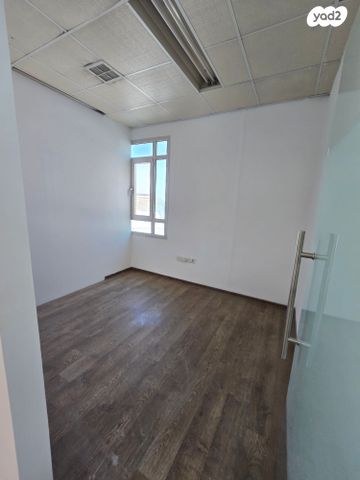 משרדים, משה דיין, פארקטק פתח תקווה / אזור תעשייה קרית אריה, פתח תקווה