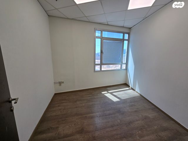 משרדים, משה דיין, פארקטק פתח תקווה / אזור תעשייה קרית אריה, פתח תקווה