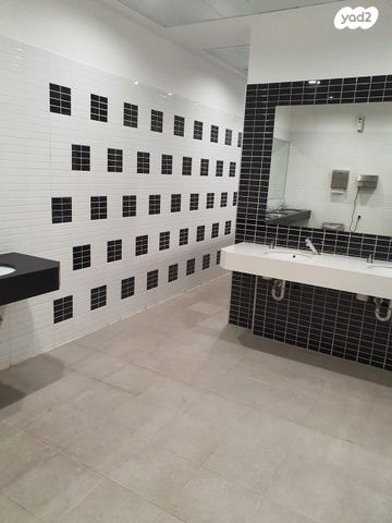 משרדים, דרך זאב ז'בוטינסקי, אזור תעשיה צפון, בני ברק