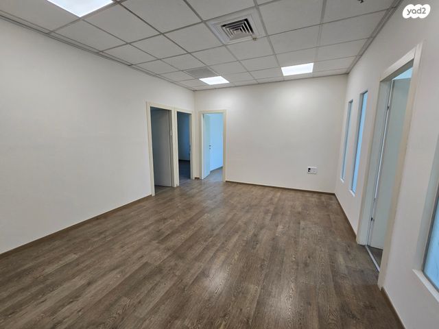 קליניקות, משה דיין, פארקטק פתח תקווה / אזור תעשייה קרית אריה, פתח תקווה