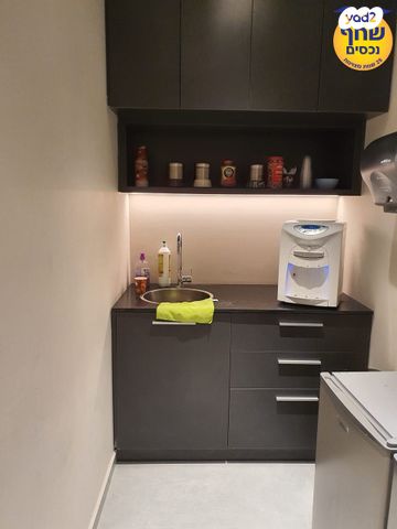 משרדים, דרך זאב ז'בוטינסקי, אזור תעשיה צפון, בני ברק