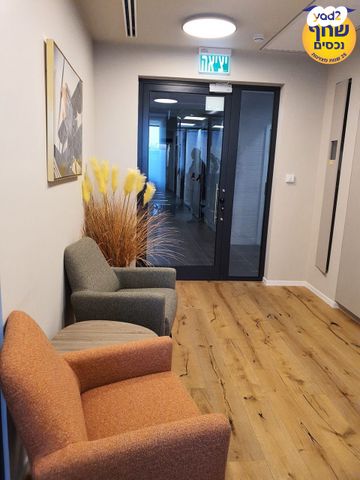 משרדים, דרך זאב ז'בוטינסקי, אזור תעשיה צפון, בני ברק