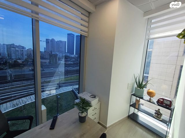 משרדים, מונטיפיורי, הרכבת, תל אביב יפו