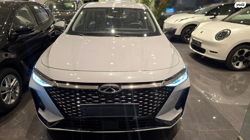 מודעת רכב צ׳רי אריזו 8